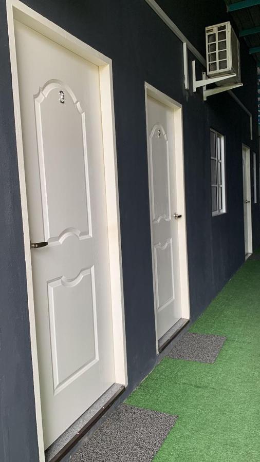 Euc Room Stay Tuaran Екстериор снимка