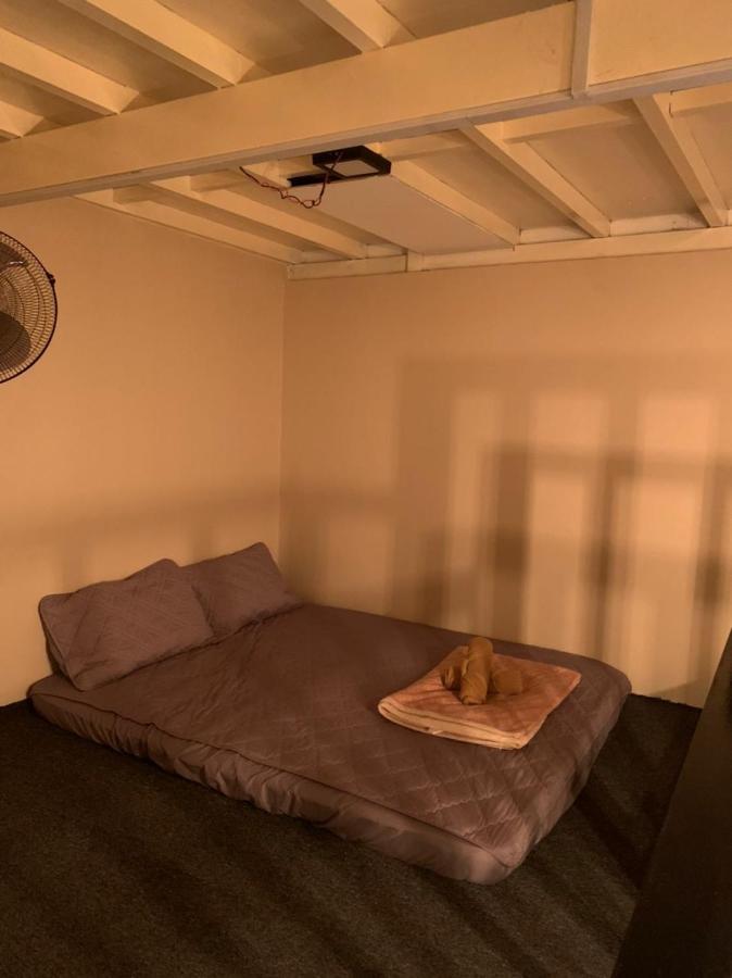 Euc Room Stay Tuaran Екстериор снимка