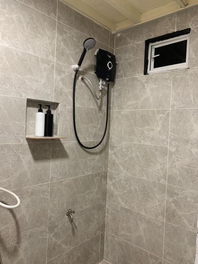 Euc Room Stay Tuaran Екстериор снимка
